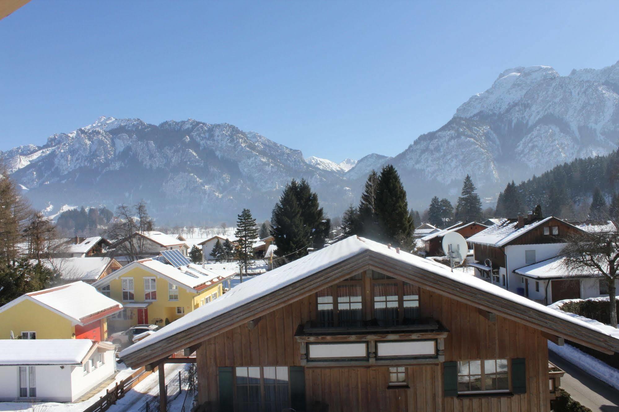 Landhotel Guglhupf Schwangau Exterior photo